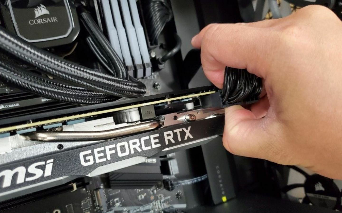 Cách tháo Card màn hình PC đúng cách, chi tiết cho người mới