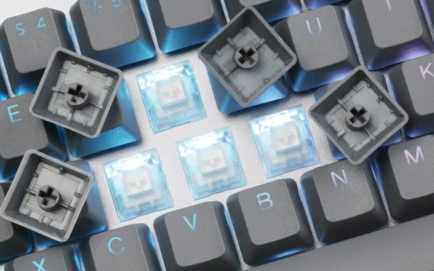 Cách thay switch bàn phím cơ tại nhà cho người mới