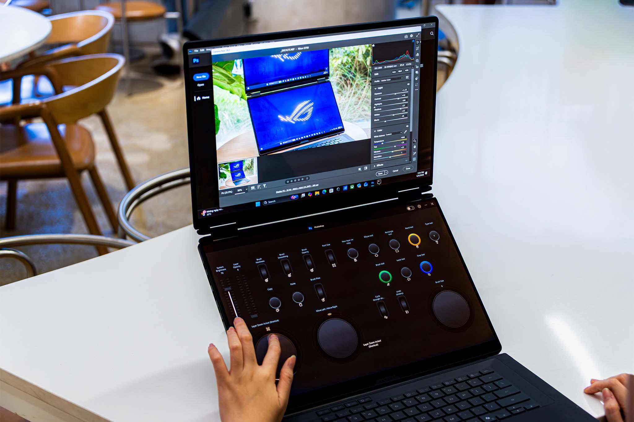 ASUS ROG chính thức ra mắt bộ ba ROG Zephyrus Duo, Zephyrus G14 và Zephyrus G16 trang bị Intel Panther Lake và RTX 50 Series tại Việt Nam