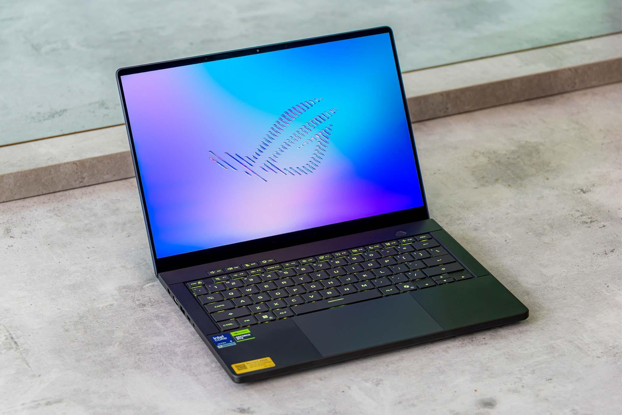 ASUS ROG chính thức ra mắt bộ ba ROG Zephyrus Duo, Zephyrus G14 và Zephyrus G16 trang bị Intel Panther Lake và RTX 50 Series tại Việt Nam